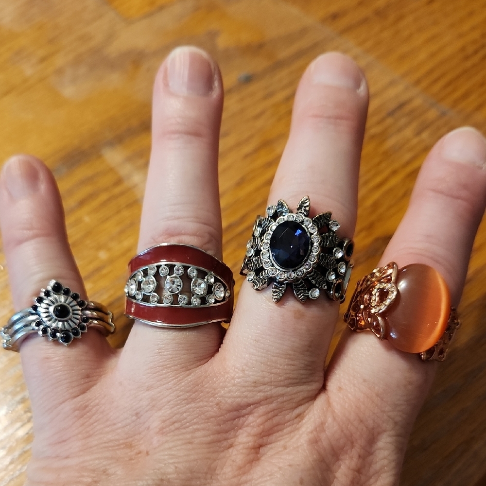 Paparazzi Assorted Ring Set